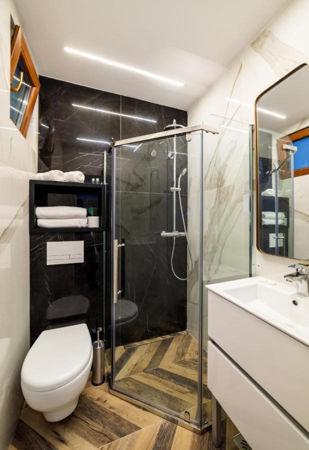 Art'Partment Apartment Brasov Ngoại thất bức ảnh