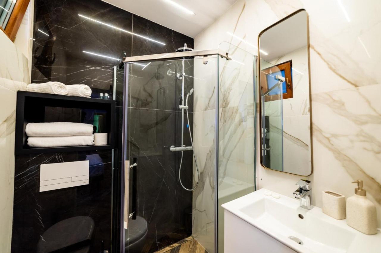 Art'Partment Apartment Brasov Ngoại thất bức ảnh